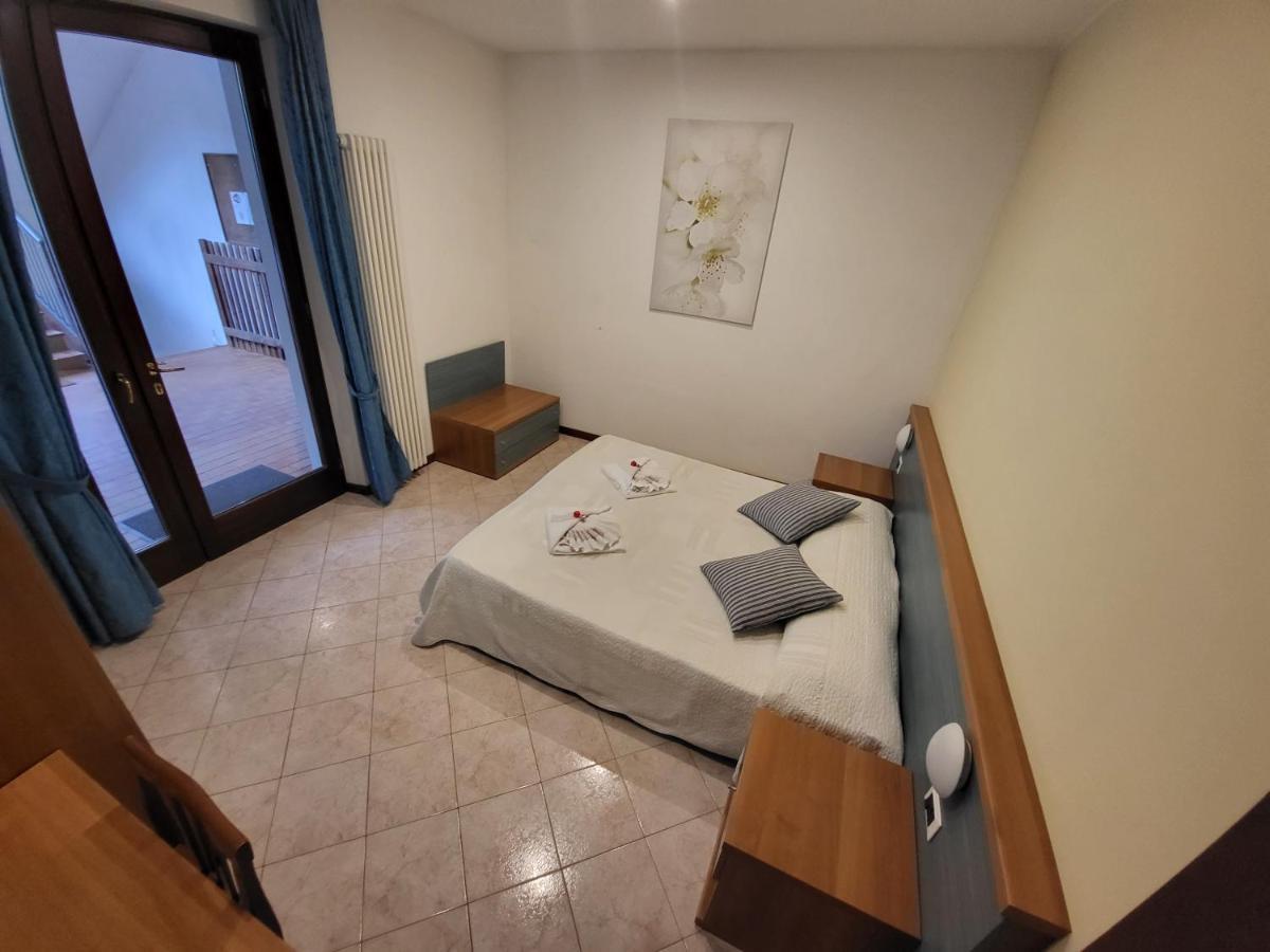 Residence Villa Margherita Brenzone sul Garda Exterior foto