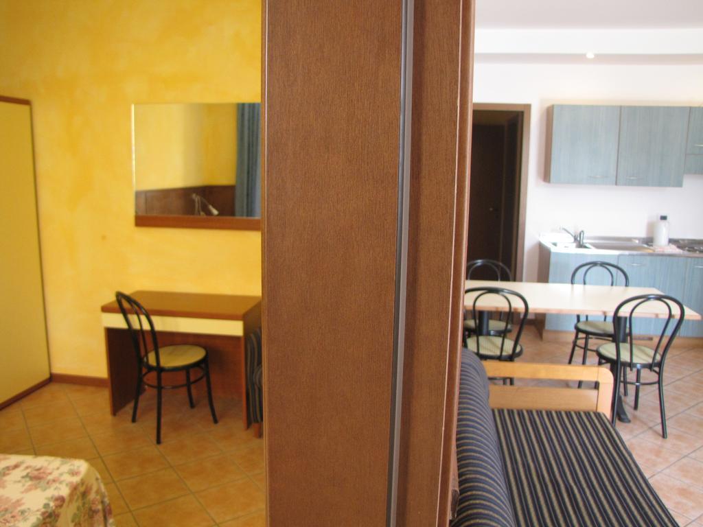 Residence Villa Margherita Brenzone sul Garda Exterior foto