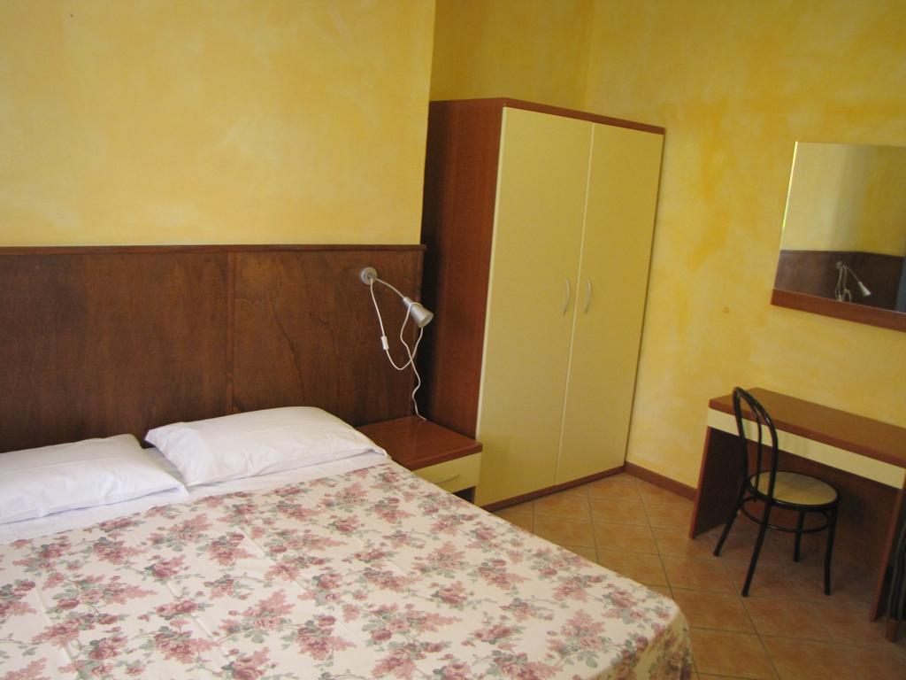 Residence Villa Margherita Brenzone sul Garda Exterior foto